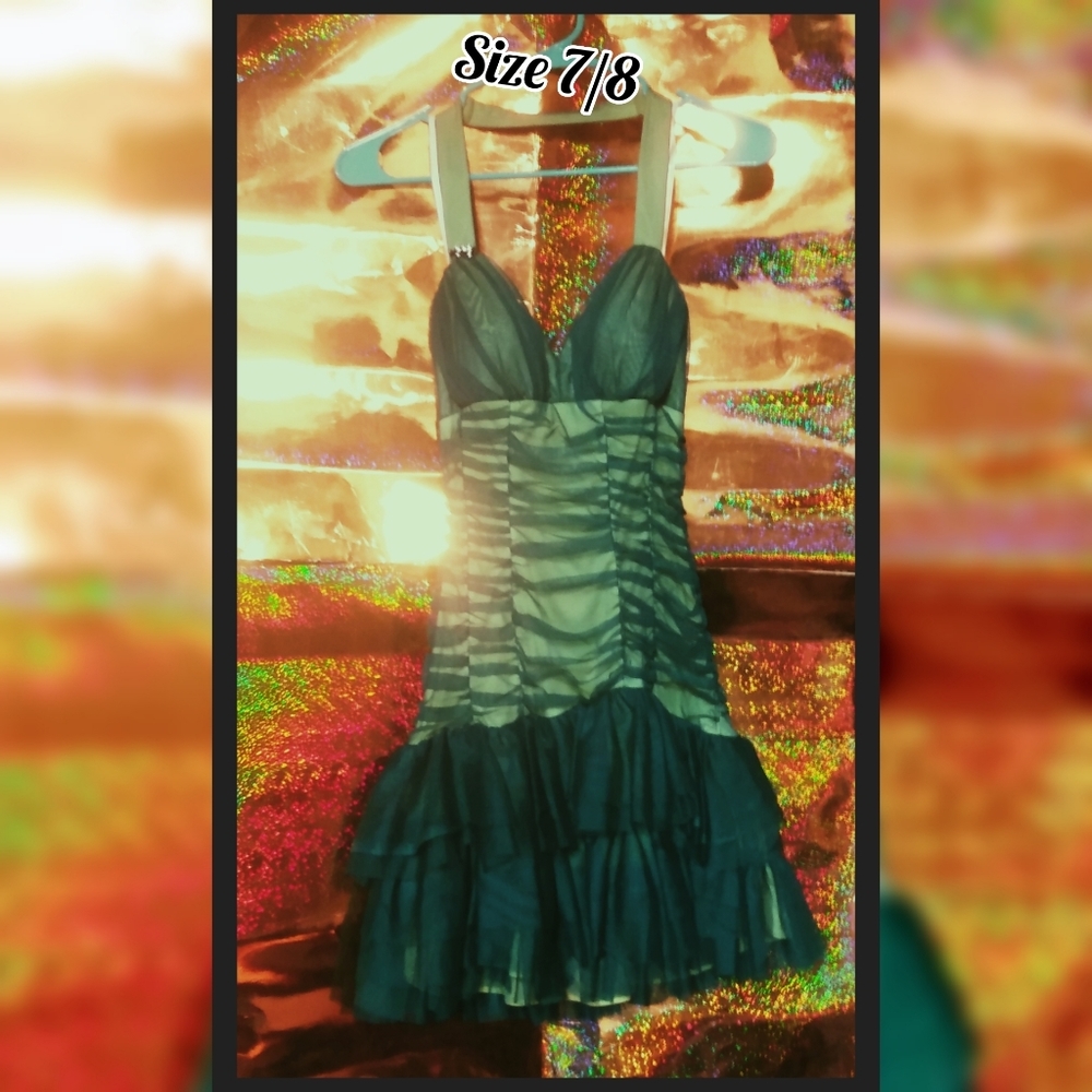 Stepping Out Green Cocktail Dress